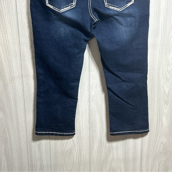 Maurices Women’s Denim Capris Size 7/8 Regular - Picture 6 of 12